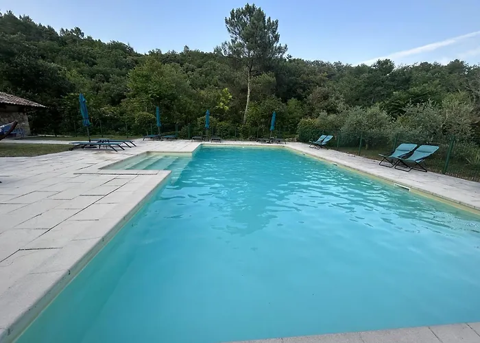 Hôtels à Largentière
