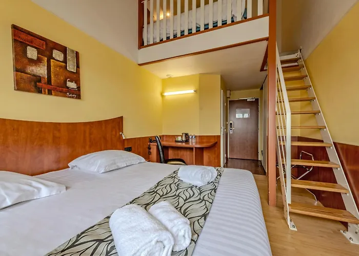 Logis Hotel Center Brest