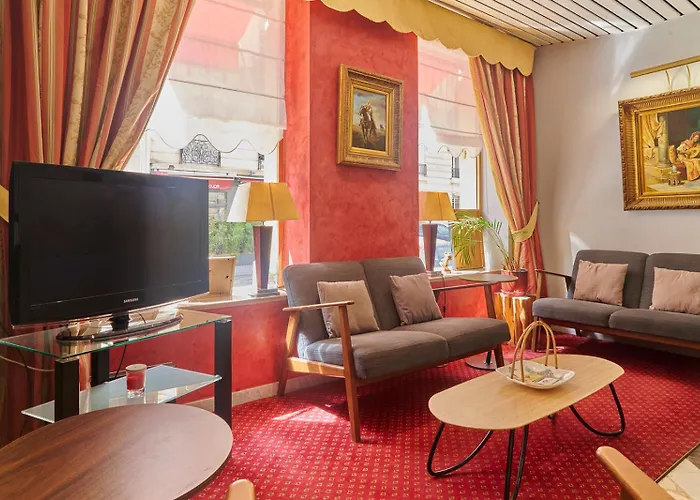 Hotel Poussin Parigi
