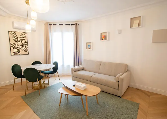 Quartier Libre Madeleine Aparthotel Paris