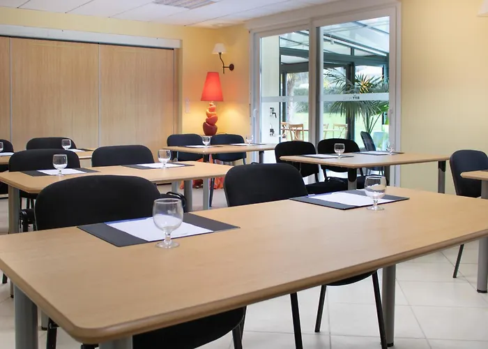 Hôtel Logis Entre Beauce et Perche Châteaudun