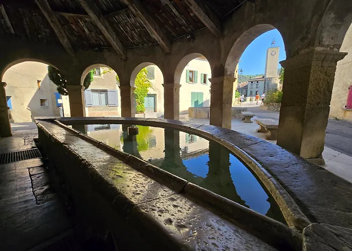 Hôtels à Mollans-sur-Ouvèze