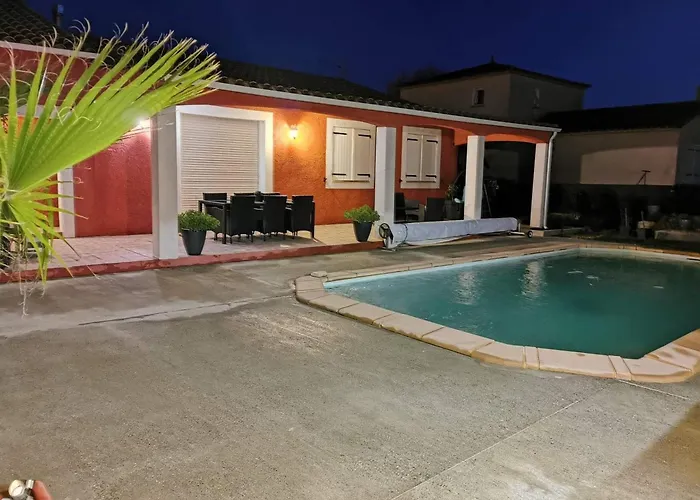 Villa Elegante A Carcassonne Avec Jardin Et Jacuzzi