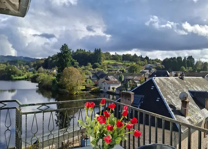 Peyrat-le-Chateau Hotels