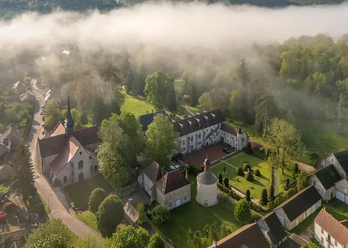 La Bussiere-sur-Ouche Hotels