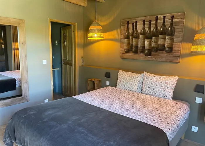 Bonnieux Hotels