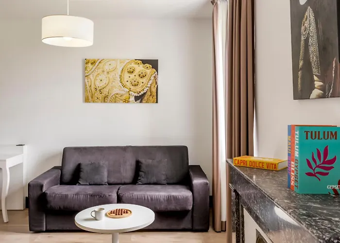 Appart'City Collection Nimes Arenes