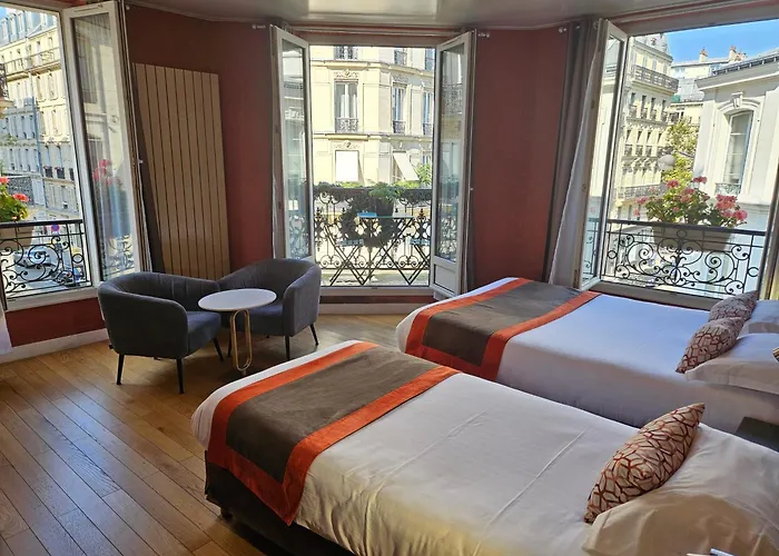 Home Latin Paris