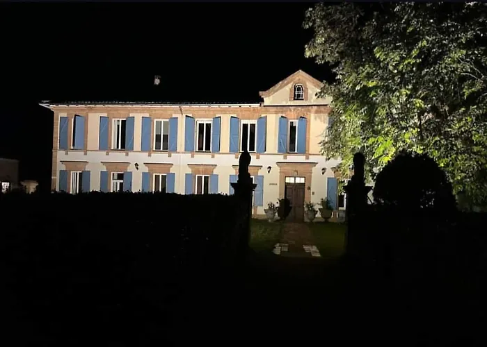 Hôtels à Lisle-sur-Tarn