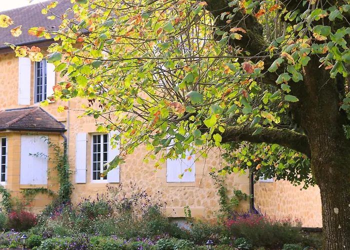 Vitrac (Dordogne) Hotels