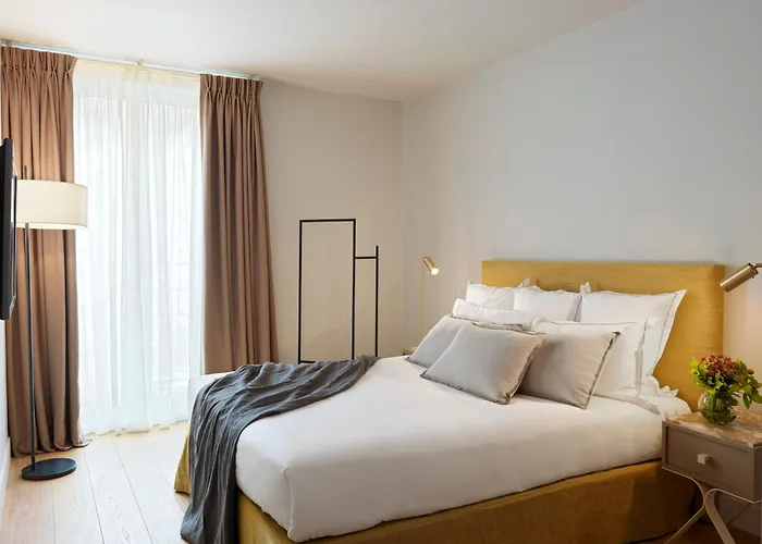 Hotel De Pourtales Parigi