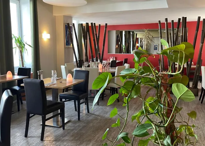 Hôtel Restaurant La Boule d'Or Barbezieux-Saint-Hilaire