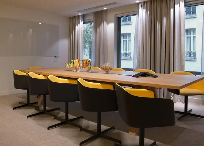 Hotel Courtyard By Marriott Paris Gare De Lyon