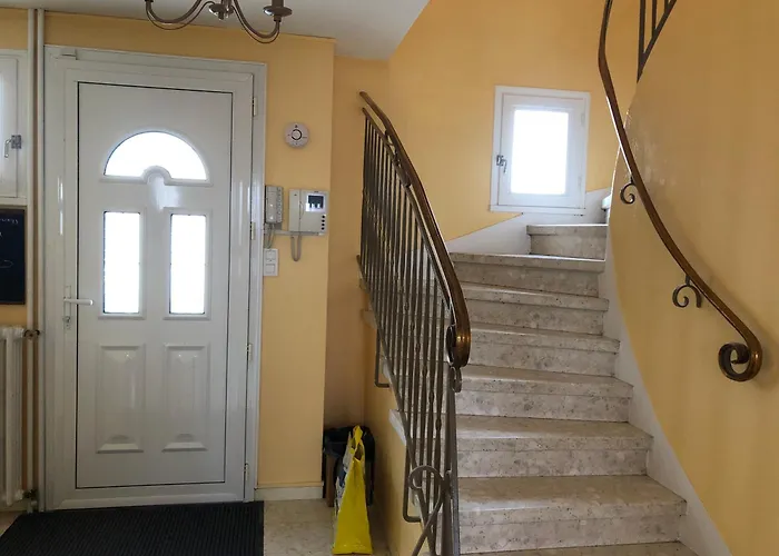 Villa La Libellule 160 m2 avec 5 Chambres 2 Sdb 2 Wc Grand Jardin et Parking Privé Toulouse