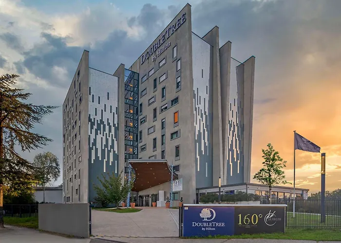 Doubletree By Hilton Lyon Eurexpo & Spa Saint-Priest 
