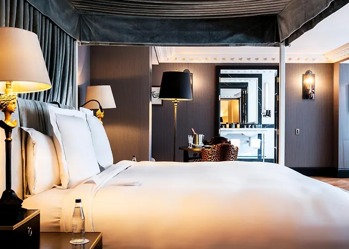 Hôtel de Berri Champs-Élysées, a Luxury Collection Hotel Paris