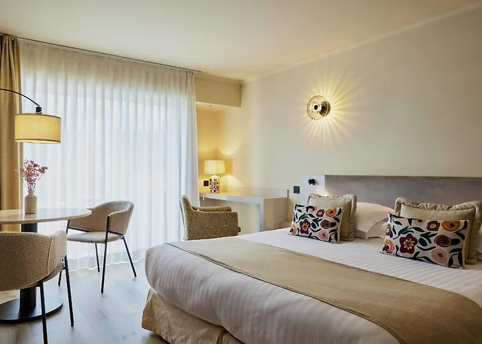 Hotel di lusso a Cannes vicino a Promenade de la Croisette