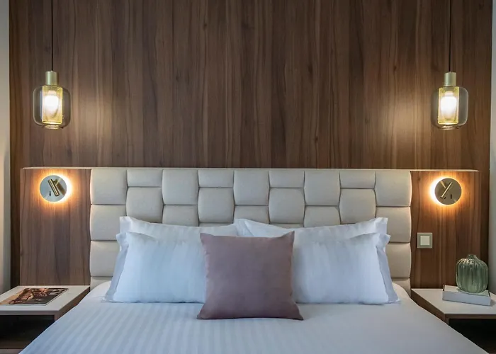 Le Cetai Cannes Beach Hotel