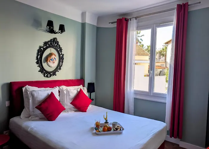 Hotel Mademoiselle Juan-les-Pins