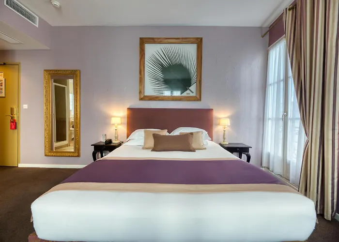 Hotel D'Aragon - Place De La Comedie - Montpellier