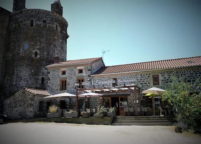 Hôtels à Saint-Vidal
