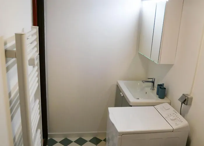 Port Pin Bed and Breakfast Cassis