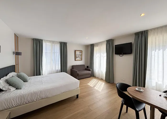 Honfleur Pet friendly Vacation Rentals