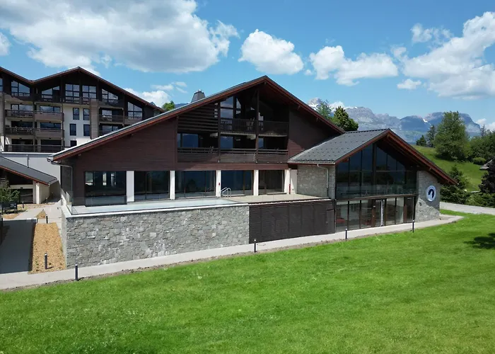 Aparthotel TERRESENS - Les Roches Blanches à Combloux