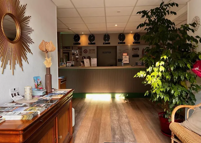 La Penne-sur-Huveaune Hotels