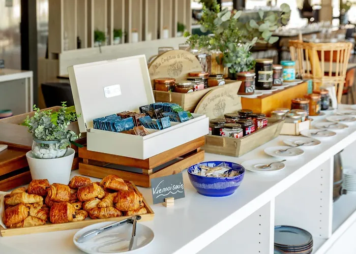 Golden Tulip Hotel & Rooftop Martigues Provence