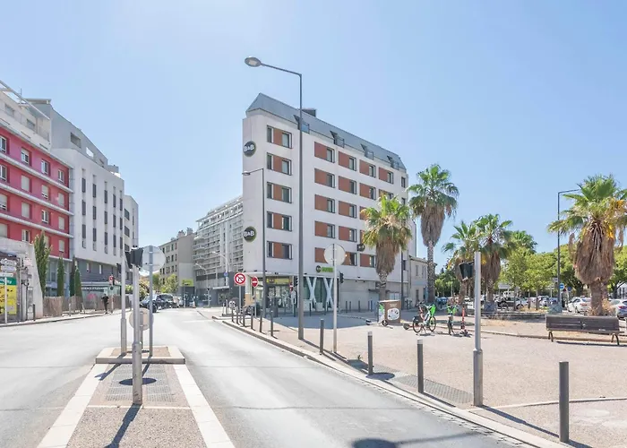 B&B Hotel Marseille Centre La Timone