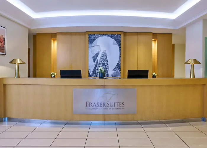 Courbevoie Hotels