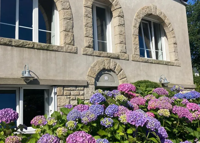 Hôtels à Locronan