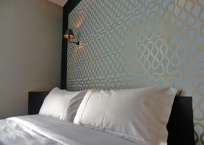 Hotel Les Terres Blanches Chatou