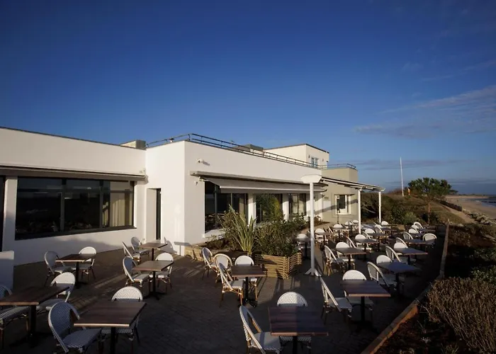 Logis Hôtel&Restaurant LES MOUETTES - Larmor Plage, Proche de LORIENT