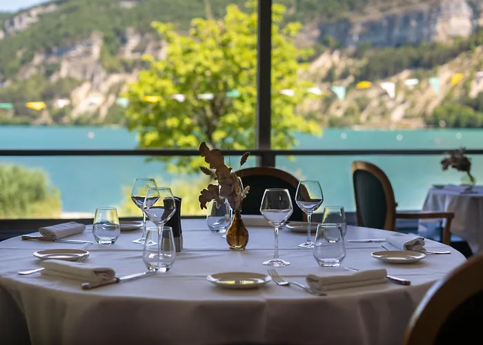 Hotels in Nantua