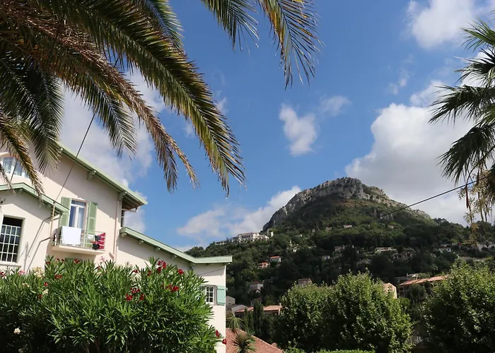 La Villa Roseraie , Hôtel Familial OUVERT TOUTE L'ANNEE Vence