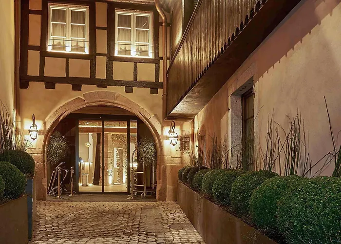 Hotels in Barr