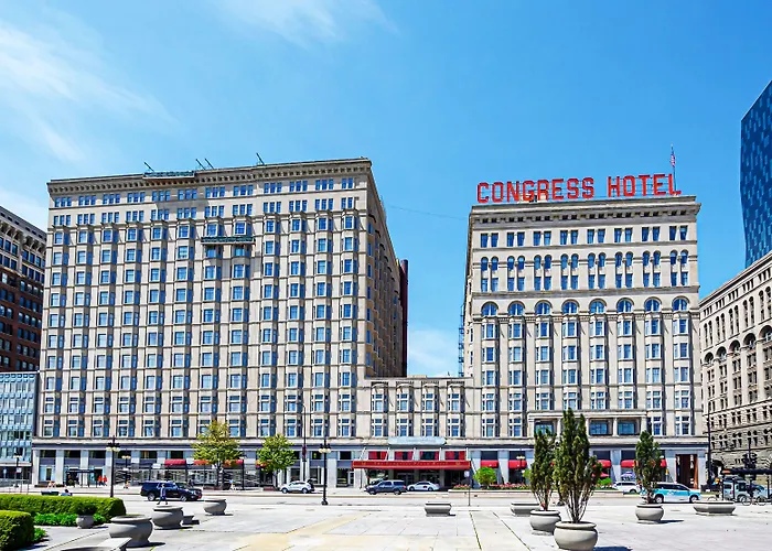 Hotels near LaSalle/Van Buren in Chicago