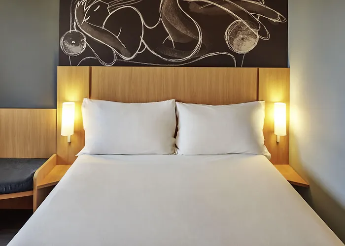 B&B HOTEL Orly Rungis Aéroport 3 étoiles