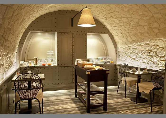 Hotel Therese Paris