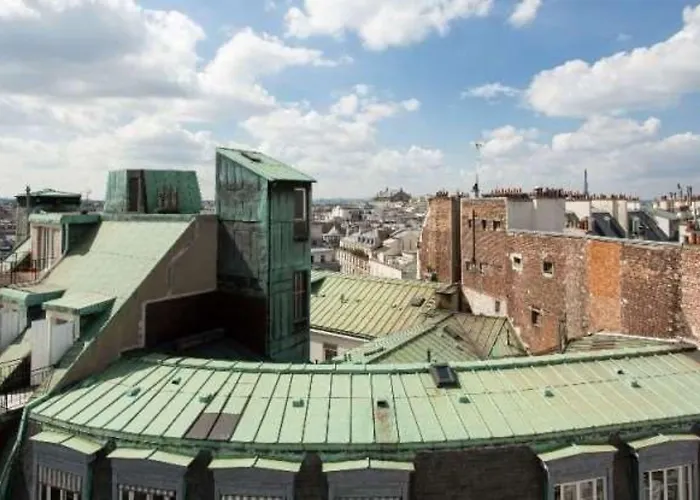 Hotel Des 3 Poussins Paris