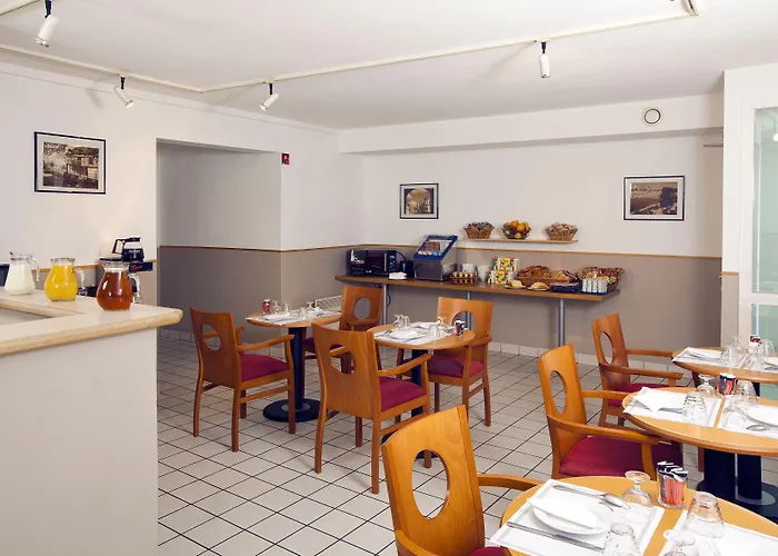 Aparthotel Sejours & Affaires Orleans Jeanne D'Arc