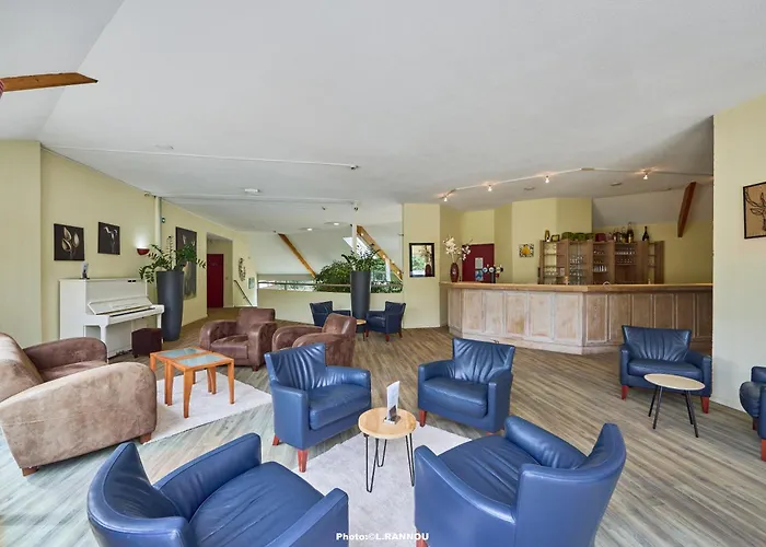 Hôtel du Golf Saint-Laurent,The Originals Relais Ploemel