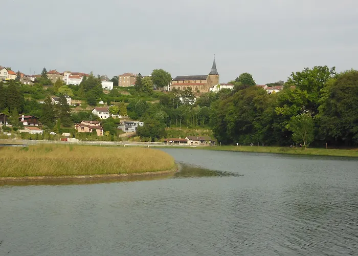 Hôtels à Briey