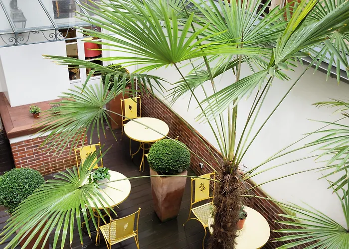 Le Relais Montmartre Hotel Parijs