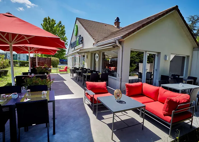 Hotel Campanile Evry Ouest - Corbeil Essonnes