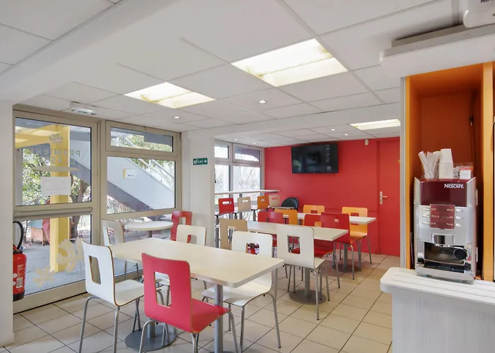 Premiere Classe Lyon Est - Bron Eurexpo Décines-Charpieu