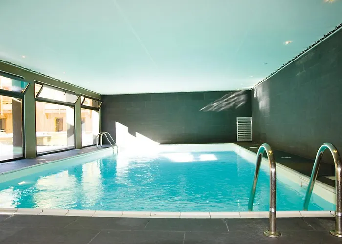 Lagrange Vacances Le Pic De L'Ours Font Romeu - un Hotel de 4 estrellas