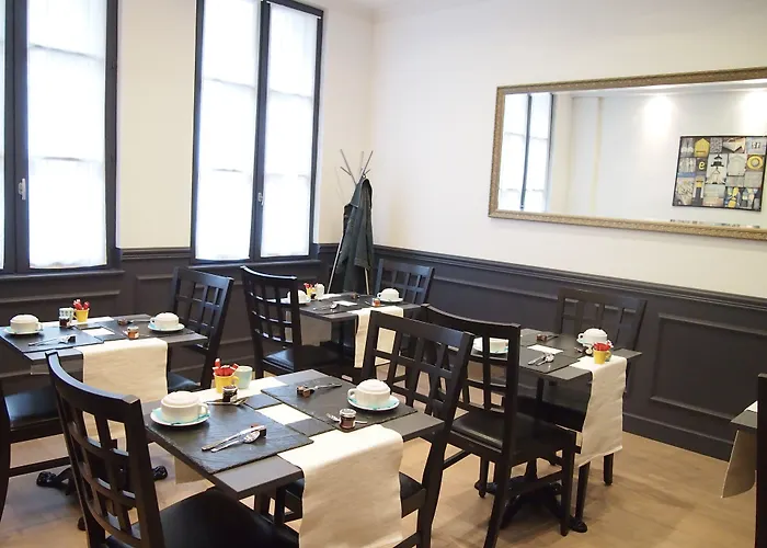 Hotel Colbert Tours
